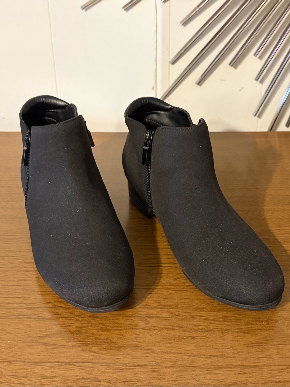 Trotters Black Ankle Booties with Side Zip